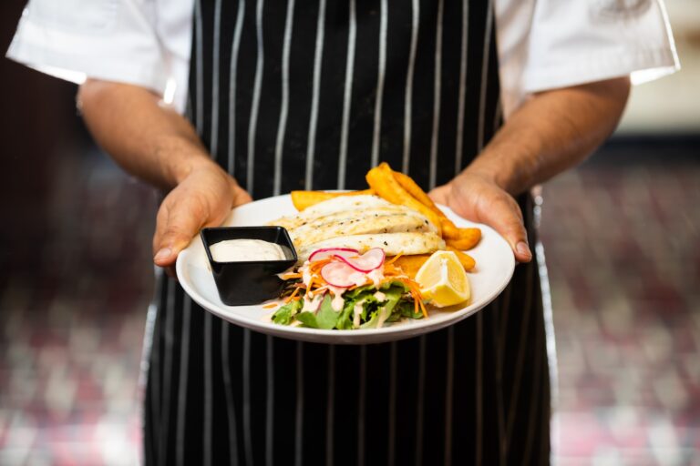 We are hiring chef assistants at Global Plus Gh Ltd